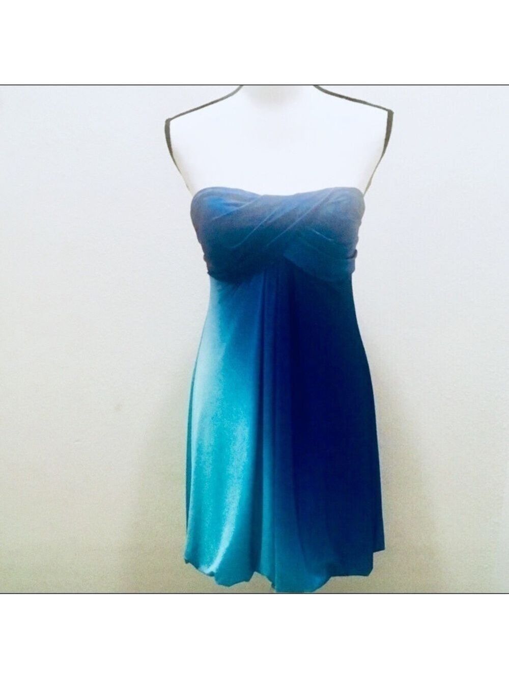 Xscape Blue Y2K Ombré Bubble Cocktail Dress Size 4 - Picture 3 of 12